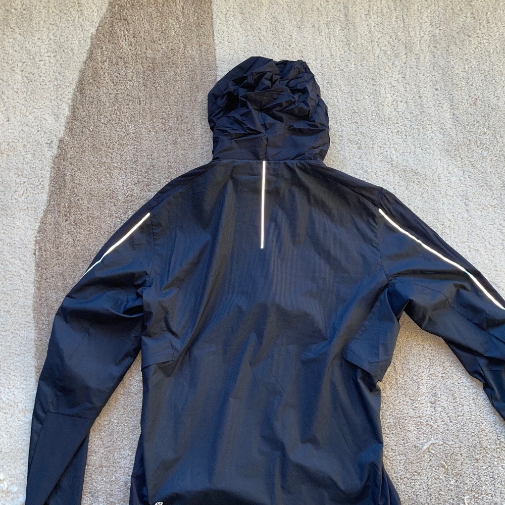 Lululemon Men’s Running Jacket – Black (Size M, EUC)
